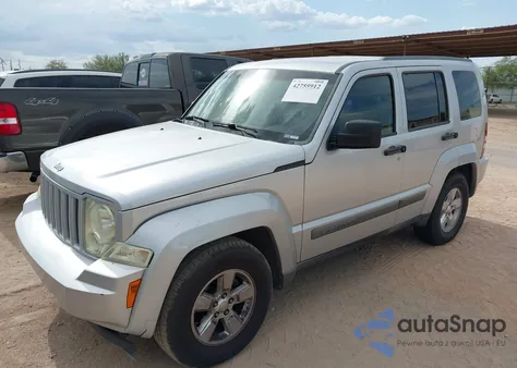 2011 Jeep Liberty Sport из США, поврежденный, VIN 1J4PP2GK7BW572741